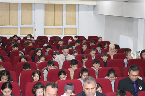 Kaymakamımız Sn. Hakan KÖKSAL Atatürk İlkokulu'nda Düzenlenen Kitap Okuma Etkinliği’ne Katıldı
