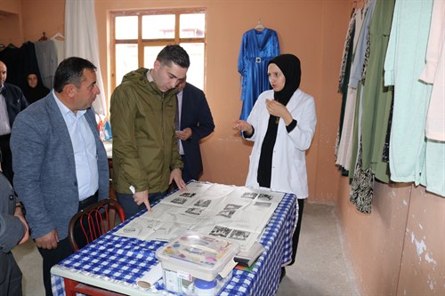 Kaymakamımız Sn. Hakan KÖKSAL Armutlu Mahallesinde Açılan Kursu Ziyaret Etti
